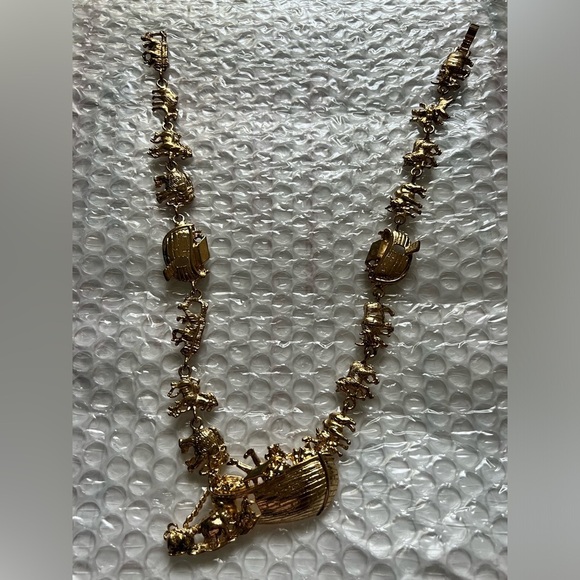 Jewelry - Vintage Plated Noah's Ark Charm Necklace 90s vtg animals ark Christian cross